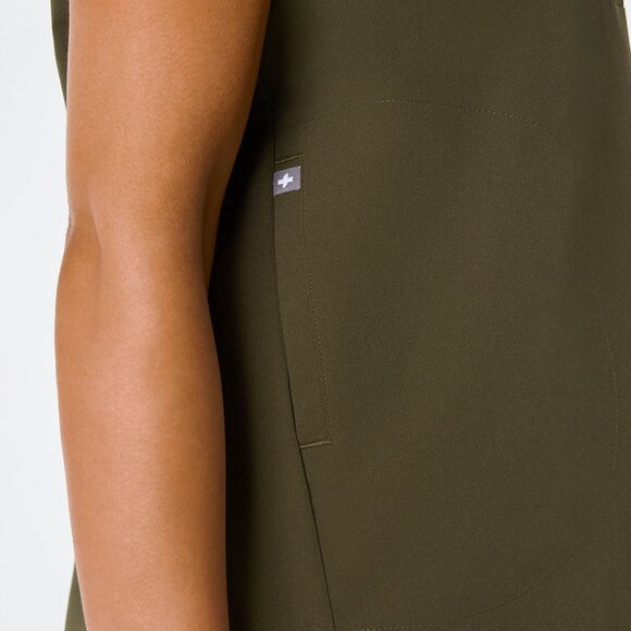 Figs Rafaela Oversized Scrub Top in Spruce, Size Large - Picture 6 of 11